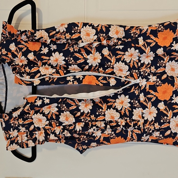 Womens Medium One Piece Swimsuit Swimwear Zipper Colorful Unworn - Picture 2 of 3